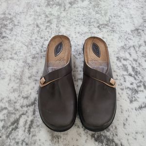 Clarks shoes